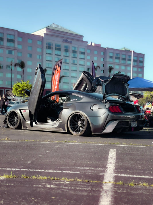Ford Mustang GT 5.0 Mach1 Bullitt Ecoboost 2.3 S550.2 2018-2023 (Designed to be compatible with CMST S550.2 widebody kit. Goes over OEM rocker panel.) with Aftermarket Parts - Widebody Style Side Skirts Carbon Fiber / FRP from CMST Tuning