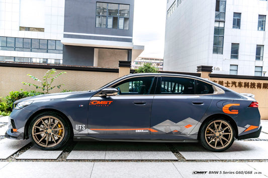 BMW 5 Series 530 540 & i5 e/x Drive40 M60 G60 G61 2024-ON with Aftermarket Parts - Side Skirts Dry Pre-preg Carbon Fiber / FRP