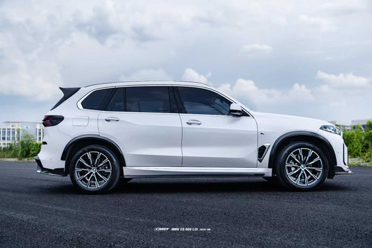 BMW X5 G05 LCI 2024-ON with Aftermarket Parts - Side Skirts Pre-preg Carbon Fiber from CMST Tuning