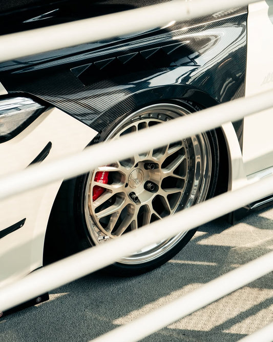 Honda Civic Type-R FL5 2023 2024 with Aftermarket Parts - Front Fenders Pre-preg Carbon Fiber / FRP from CMST Tuning