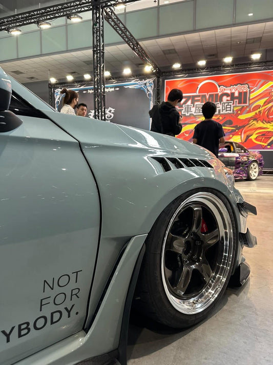 Honda Civic Type-R FL5 2023 2024 with Aftermarket Parts - Front Fenders Pre-preg Carbon Fiber / FRP from CMST Tuning