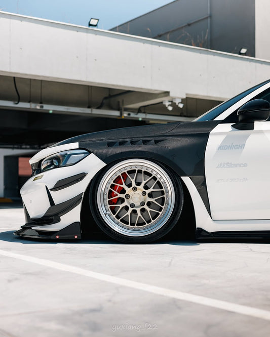 Honda Civic Type-R FL5 2023 2024 with Aftermarket Parts - Front Fenders Pre-preg Carbon Fiber / FRP from CMST Tuning