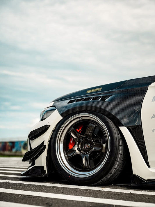 Honda Civic Type-R FL5 2023 2024 with Aftermarket Parts - Front Fenders Pre-preg Carbon Fiber / FRP from CMST Tuning