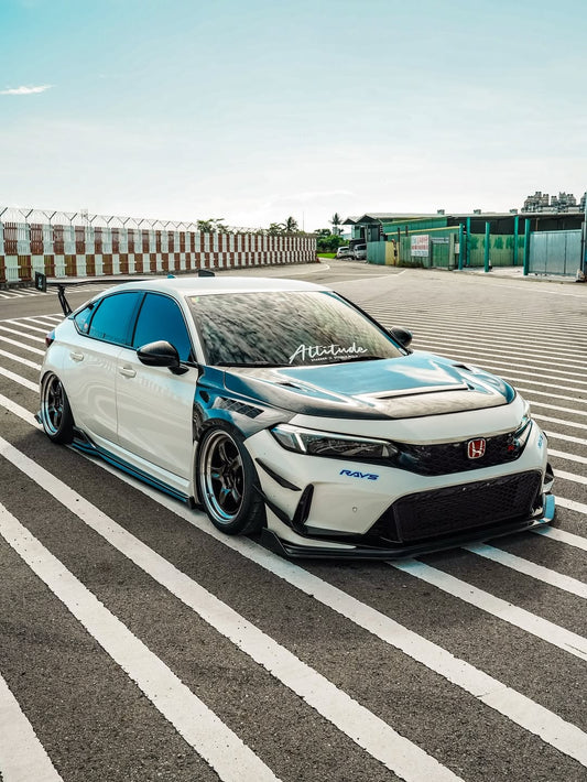 Honda Civic Type-R FL5 2023 2024 with Aftermarket Parts - Front Fenders Pre-preg Carbon Fiber / FRP from CMST Tuning
