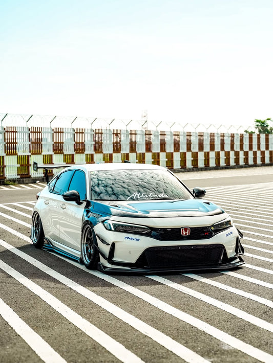Honda Civic Type-R FL5 2023 2024 with Aftermarket Parts - Front Fenders Pre-preg Carbon Fiber / FRP from CMST Tuning