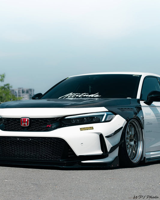 Honda Civic Type-R FL5 2023 2024 with Aftermarket Parts - Front Fenders Pre-preg Carbon Fiber / FRP from CMST Tuning