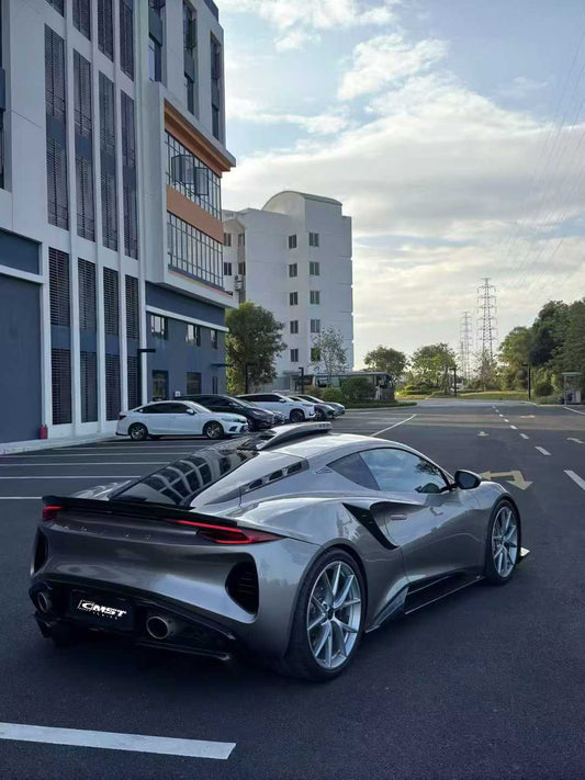 Lotus Emira 3.6 V6 2.0 Four-cylinder 2022-ON with Aftermarket Parts - V2 Rear Diffuser Dry Pre-preg Carbon Fiber / FRP
