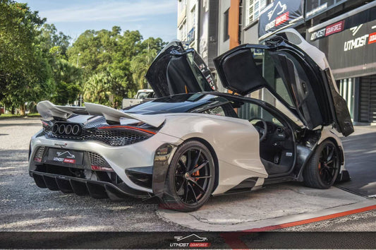 CMST Tuning Carbon Fiber Conversion Full Body Kit for McLaren 720S to 765LT