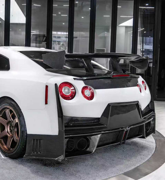 Nissan GTR R35 CBA DBA EBA 2008 2009 2010 2011 2012 2013 2014 2015 2016 2017 2018 2019 2020 2021 2022 2023 2024 with Aftermarket Parts - 2024 NISMO Style Rear Bumper & Diffuser & Undertray Carbon Fiber / FRP CMST Tuning