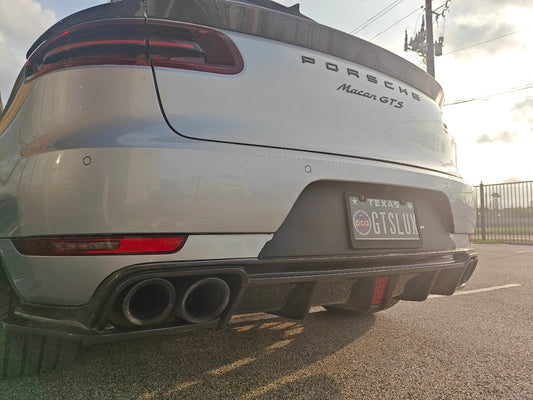 Porsche Macan 95B.1 Base/S/GTS/Sport Edition/Turbo 2015-2018 with Aftermarket Parts - Vacuumed Carbon & FRP Rear Diffuser from CMST Tuning