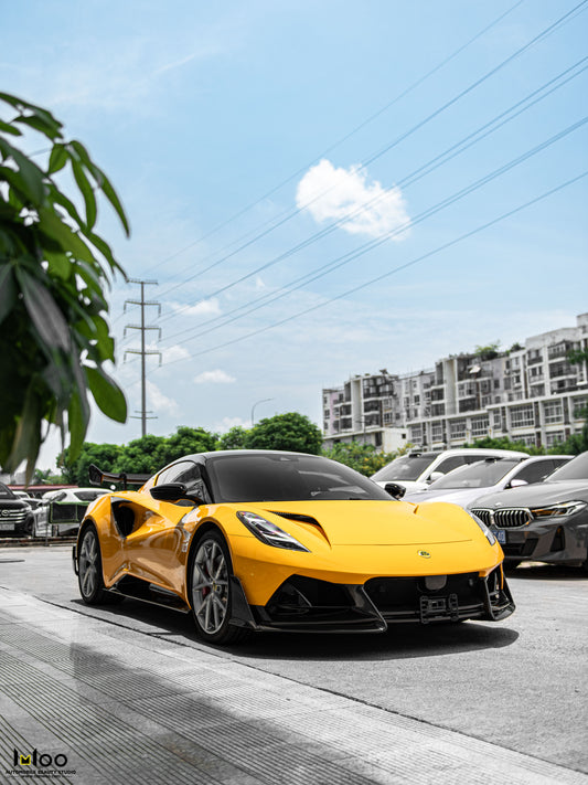 Lotus Emira 3.6 V6 2.0 Four-cylinder 2022-ON with Aftermarket Parts - Side Skirts Dry Pre-preg Carbon Fiber / FRP