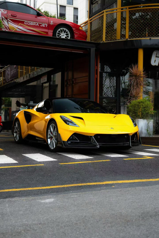 Lotus Emira 3.6 V6 2.0 Four-cylinder 2022-ON with Aftermarket Parts - Side Skirts Dry Pre-preg Carbon Fiber / FRP