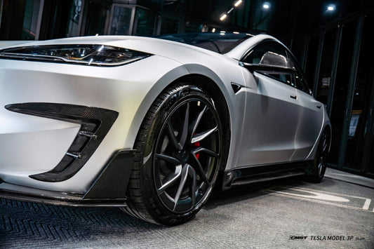 Tesla Model 3 Performance 2024-ON with Aftermarket Parts - Upper Valences Carbon Fiber / FRP from CMST Tuning