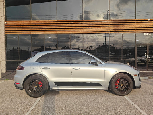 Porsche Macan 95B.1 Base/S/GTS/Sport Edition/Turbo 2015-2018 & Macan 95B.2 Base/S/GTS/Turbo 2019-2021 with Aftermarket Parts - Carbon Fiber & FRP Side Skirts from CMST Tuning