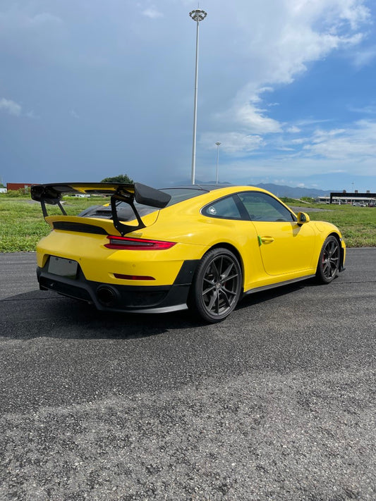 Porsche 911 991.2 Carrera Base/S/T 2017 2018 2019 with Aftermarket Parts – GT2RS Conversion Style Rear Bumper & Trims PP Polypropylene / Dry Pre-preg Carbon Fiber from Dupont Tech