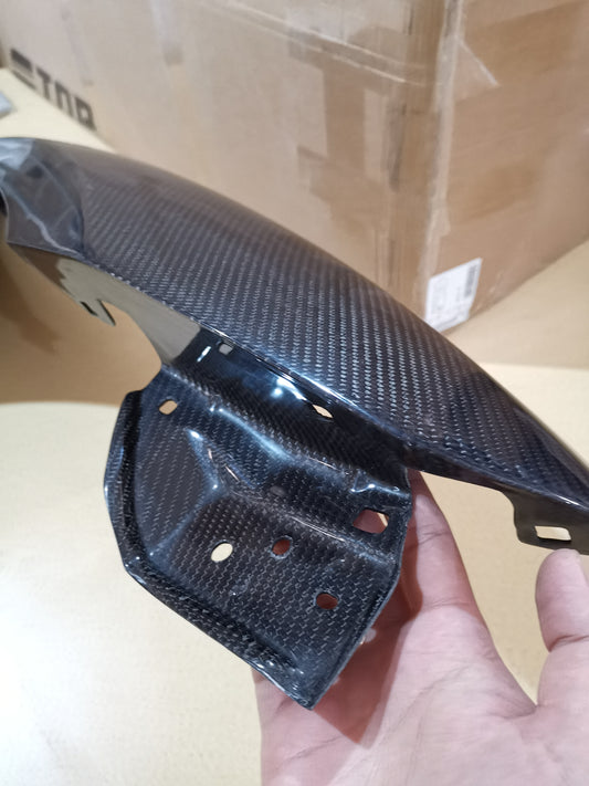 Nissan GTR R35 CBA DBA EBA 2008 2009 2010 2011 2012 2013 2014 2015 2016 2017 2018 2019 2020 2021 2022 2023 2024 with Aftermarket Parts - OEM Style Front Fenders Carbon Fiber / FRP from EPR USA