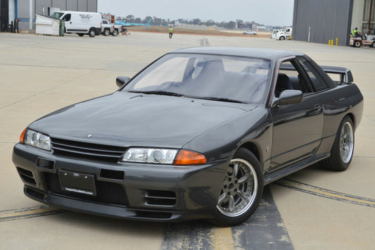 Nissan R32 Skyline GTS 1989 1990 1991 1992 1993 1994 & R32 Skyline 4 Door 1989 1990 1991 1992 1993 1994 with Aftermarket Parts - GTR Style Front Bumper Carbon Fiber / FRP from EPR USA