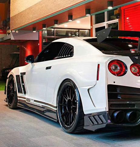Nissan GTR R35 CBA DBA EBA 2008 2009 2010 2011 2012 2013 2014 2015 2016 2017 2018 2019 2020 2021 2022 2023 2024 with Aftermarket Parts -TS Style Replacement Side Skirts Carbon Fiber / FRP from EPR USA