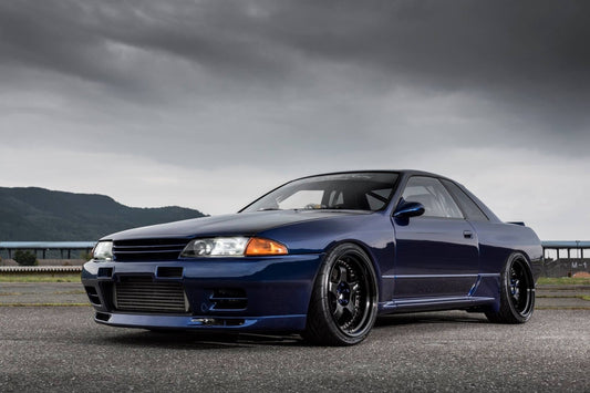 Nissan R32 Skyline GTR 1989 1990 1991 1992 1993 1994 with Aftermarket Parts - Front Fenders Carbon Fiber / FRP from EPR USA