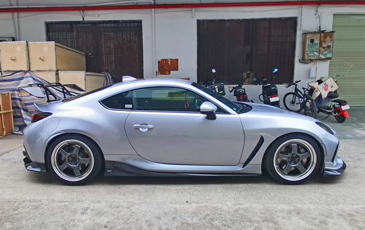 Subaru BRZ ZD8 2022 2023 2024 & Toyota GR86 ZN8 2022 2023 2024 with Aftermarket Parts - VRSA1 Style Side Skirts Carbon Fiber / FRP from EPR USA