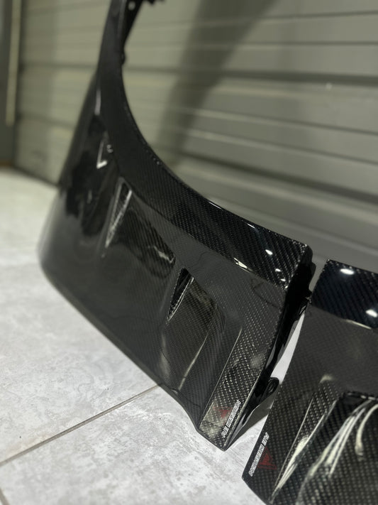 Audi RS5 B9 / B9.5 2017 2018 2019 2020 2021 2022 2023 2024 with Aftermarket Parts - AE Style Front Fenders Carbon Fiber from ArmorExtend