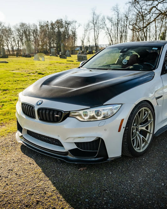 Future Design Carbon Lower Front Vent Cover Carbon Fiber for BMW F80 F82 F83 M3 M4 - Performance SpeedShop