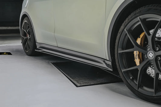 Tesla Model Y Performance AWD Long Range RWD Standard 2020 2021 2022 2023 2024 2025 with Aftermarket Parts - Side Skirts Carbon Fiber / FRP