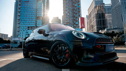 MINI Cooper JCW (John Cooper Works) S Base F56 2014 2015 2016 2017 2018 Pre-LCI & 2019 2020 2021 First LCI & 2022-ON Second LCI with Aftermarket Parts - Garbino Style Side Skirts FRP from G Performance