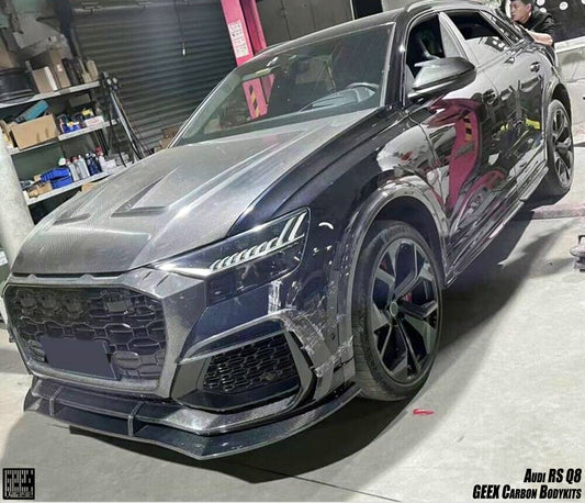 Audi RSQ8 2021-ON with Aftermarket Parts - Front Kidney Grill Carbon Fiber from Geex Village