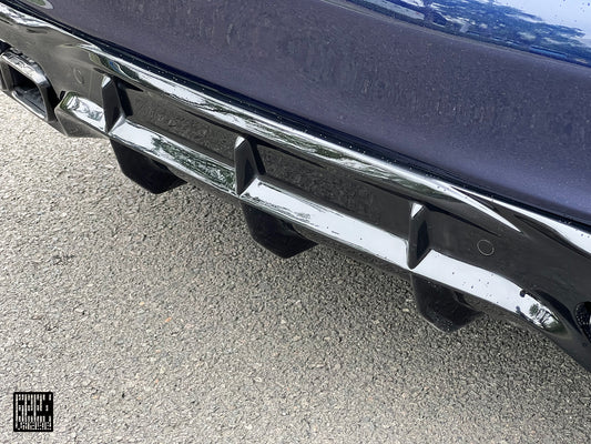 Mercedes Benz C-Class C63S C63 AMG C43 C450 C300 W205
(C300 requires sport package bumper) 2015 2016 2017 2018 with Aftermarket Parts - Rear Diffuser Carbon Fiber from Geex Village