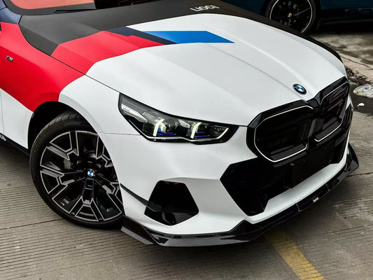BMW i5 xDrive40 / i5 eDrive40 (with M-package bumper, does not fit base mode) / i5 M60 G60 G61 2024-ON & 5 Series 540i xDrive / 530i xDrive / 530i (with M-package bumper, does not fit base model) / 550e xDrive G60 G61 2024-ON with Aftermarket Parts - V2 Style Pre-preg Carbon Fiber Front Canards from Karbel Carbon