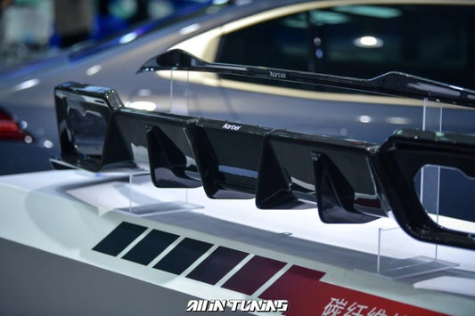 BMW i5 xDrive40 / i5 eDrive40 (with M-package bumper, does not fit base mode) / i5 M60 G60 G61 2024-ON & 5 Series 540i xDrive / 530i xDrive / 530i (with M-package bumper, does not fit base model) / 550e xDrive G60 G61 2024-ON with Aftermarket Parts - Pre-preg Carbon Fiber Rear Spoiler from Karbel Carbon