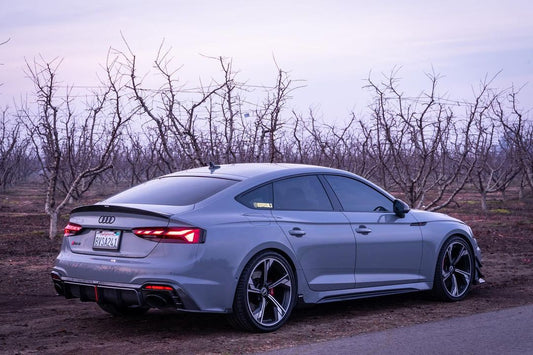 Karbel Carbon Dry Carbon Fiber Side Skirt Overlay Trim & Extension Trim For Audi RS5 B9.5 2020-2025