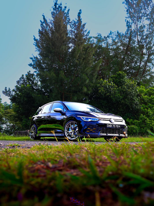 Karbel Carbon Pre-preg Carbon Fiber Front Fenders Replacement for Volkswagen GTI MK8 - Performance SpeedShop