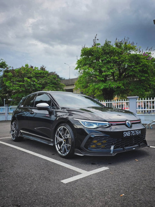 Karbel Carbon Pre-preg Carbon Fiber Front Fenders Replacement for Volkswagen GTI MK8 - Performance SpeedShop