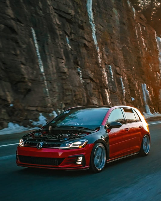 Karbel Carbon Dry Carbon Fiber Front Fenders for Volkswagen Golf & GTI & Golf R MK7.5 - Performance SpeedShop