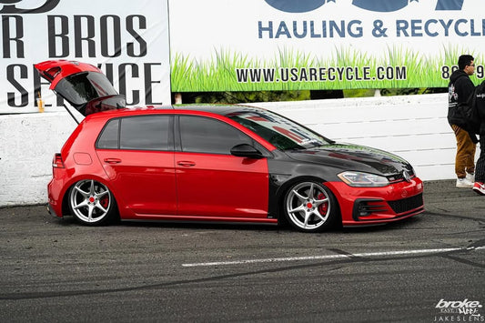 Karbel Carbon Dry Carbon Fiber Front Fenders for Volkswagen Golf & GTI & Golf R MK7.5 - Performance SpeedShop