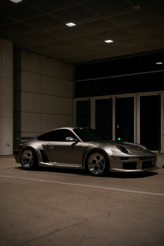 ROBOT CRAFTSMAN "TIGANISM GUSTAV" Widebody Rear Quarter Panel Flares Wheel Arches for Porsche 911 997.1 997.2 Carrera Base/S 2005–2012 Carbon Fiber / FRP