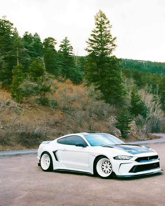 ord Mustang Ecoboost V6 GT S550.1 2015 2016 2017 & Mustang Ecoboost V6 GT March1 Bullitt S550.2 2018 2019 2020 2021 2022 2023 with Aftermarket Parts - " DAWN & DUSK " Widebody Fender Flares Wheel Arches & Side Skirts Carbon Fiber / FRP from Robot Craftsman