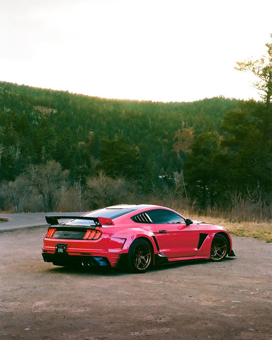 ord Mustang Ecoboost V6 GT S550.1 2015 2016 2017 & Mustang Ecoboost V6 GT March1 Bullitt S550.2 2018 2019 2020 2021 2022 2023 with Aftermarket Parts - " DAWN & DUSK " Widebody Fender Flares Wheel Arches & Side Skirts Carbon Fiber / FRP from Robot Craftsman