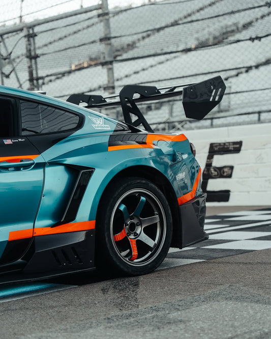 ord Mustang Ecoboost V6 GT S550.1 2015 2016 2017 & Mustang Ecoboost V6 GT March1 Bullitt S550.2 2018 2019 2020 2021 2022 2023 with Aftermarket Parts - " DAWN & DUSK " Widebody Fender Flares Wheel Arches & Side Skirts Carbon Fiber / FRP from Robot Craftsman