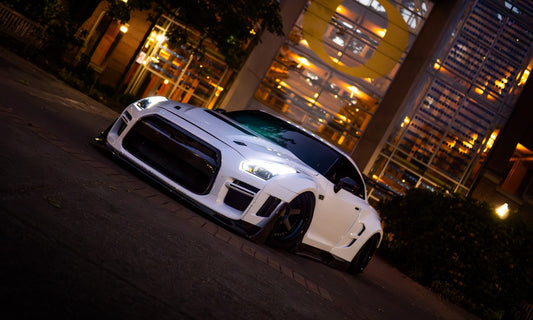 Nissan GTR Nismo T-Spec Black Edition Track Edition Premium Pure CBA DBA EBA 2008 2009 2010 2011 2012 2013 2014 2015 2016 2017 2018 2019 2020 2021 2022 2023 2024 (designed to be compatible with ROBOT CRAFTSMAN front bumper) with Aftermarket Parts - "Godzilla" Widebody Wheel Arches & Side Skirts Carbon Fiber / FRP from Robot Craftsman