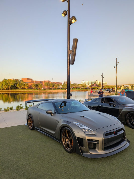 Nissan GTR Nismo T-Spec Black Edition Track Edition Premium Pure 2008 2009 2010 2011 2012 2013 2014 2015 2016 2017 2018 2019 2020 2021 2022 2023 2024 (slightly wider than stock, designed to be compatible with ROBOT CRAFTSMAN front bumper) with Aftermarket Parts - "Godzilla" Narrow Body Front Fenders Carbon Fiber / FRP from Robot Craftsman