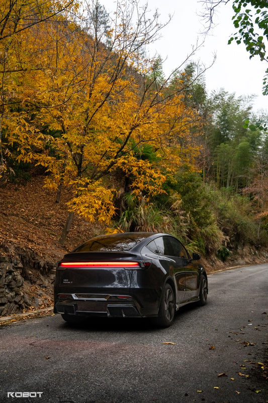 Tesla Model Y Juniper 2026-ON with Aftermarket Parts - HIDROGAI Rear Diffuser Carbon Fiber / FRP