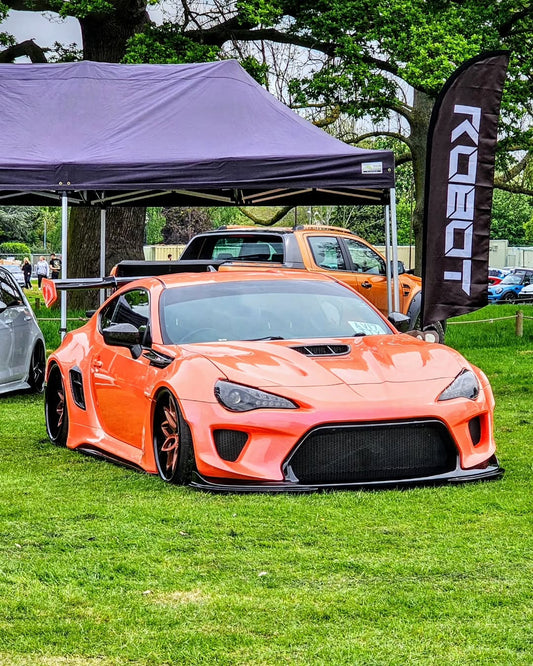 Toyota GT86 86 TRD GT SE Base ZN6 2017 2018 2019 2020 & Scion FR-S FRS ZN6 2013 2014 2015 2016 & BRZ TS Limited Premium ZN6 2013 2014 2015 2016 2017 2018 2019 2020 (compatible with ROBOT widebody kit) with Aftermarket Parts - Front Fenders Replacement & Rear Quarter Fender Flares & Side Skirts Carbon Fiber / FRP from Robot Craftsman