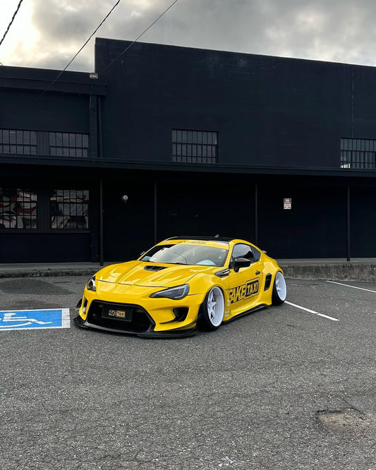 Toyota GT86 86 TRD GT SE Base ZN6 2017 2018 2019 2020 & Scion FR-S FRS ZN6 2013 2014 2015 2016 & BRZ TS Limited Premium ZN6 2013 2014 2015 2016 2017 2018 2019 2020 (compatible with ROBOT widebody kit) with Aftermarket Parts - Front Bumper & Lip Carbon Fiber / FRP from Robot Craftsman