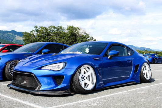 Toyota GT86 86 TRD GT SE Base ZN6 2017 2018 2019 2020 & Scion FR-S FRS ZN6 2013 2014 2015 2016 & BRZ TS Limited Premium ZN6 2013 2014 2015 2016 2017 2018 2019 2020 (compatible with ROBOT widebody kit) with Aftermarket Parts - Front Bumper & Lip Carbon Fiber / FRP from Robot Craftsman