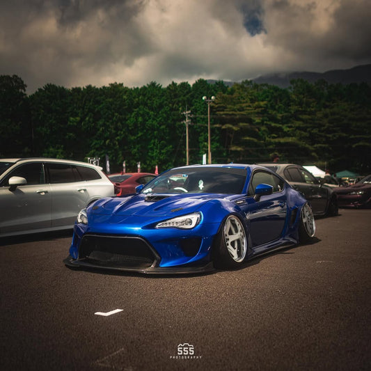 Toyota GT86 86 TRD GT SE Base ZN6 2017 2018 2019 2020 & Scion FR-S FRS ZN6 2013 2014 2015 2016 & BRZ TS Limited Premium ZN6 2013 2014 2015 2016 2017 2018 2019 2020 (compatible with ROBOT widebody kit) with Aftermarket Parts - Front Bumper & Lip Carbon Fiber / FRP from Robot Craftsman