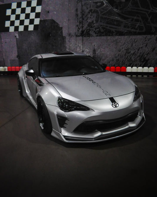 Toyota GT86 86 TRD GT SE Base ZN6 2017 2018 2019 2020 & Scion FR-S FRS ZN6 2013 2014 2015 2016 & Subaru BRZ TS Limited Premium ZN6 2013 2014 2015 2016 2017 2018 2019 2020 with Aftermarket Parts - SHINNING Roof Scoop Carbon Fiber / FRP from Robot Craftsman