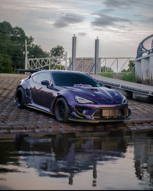 Toyota GT86 86 TRD GT SE Base ZN6 2017 2018 2019 2020 & Scion FR-S FRS ZN6 2013 2014 2015 2016 & BRZ TS Limited Premium ZN6 2013 2014 2015 2016 2017 2018 2019 2020 (compatible with ROBOT widebody kit) with Aftermarket Parts - Front Fenders Replacement & Rear Quarter Fender Flares & Side Skirts Carbon Fiber / FRP from Robot Craftsman